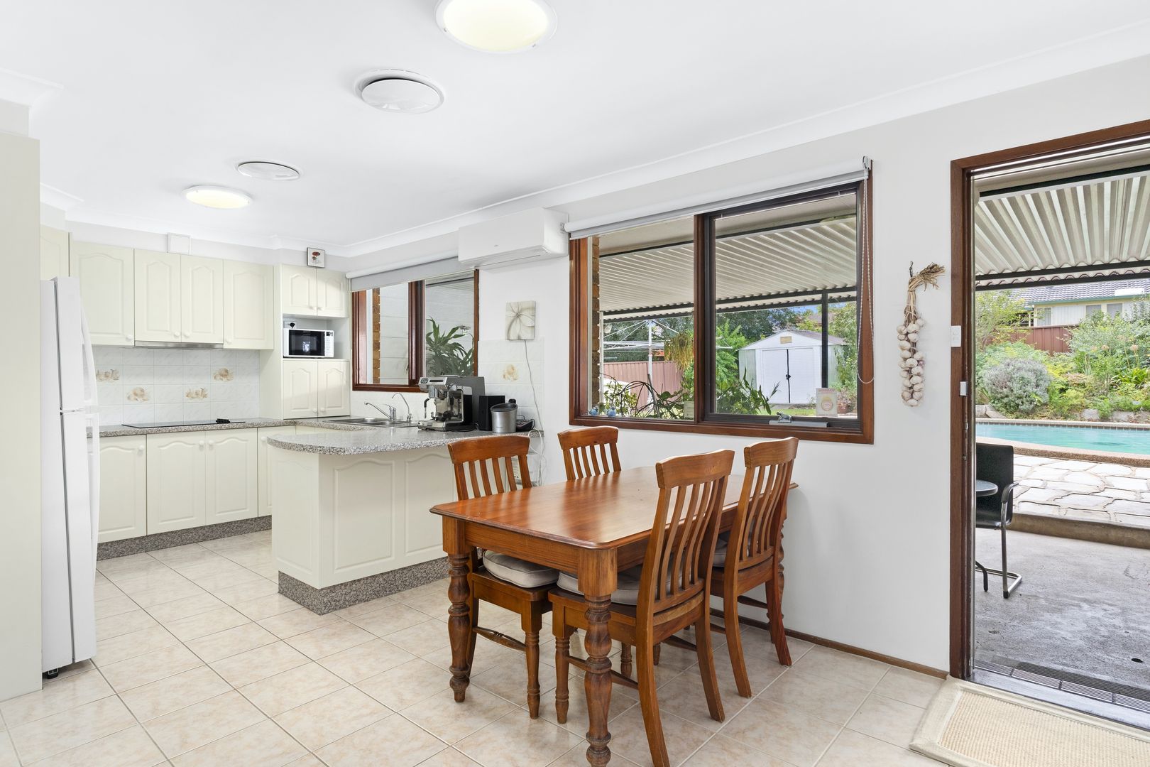 9 Timgalen Avenue, South Penrith NSW 2750, Image 2