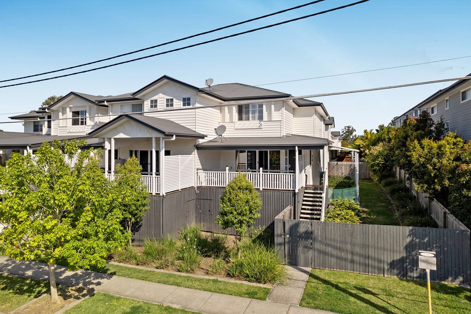 3 bedrooms Townhouse in 11/40 Preston Road CARINA QLD, 4152