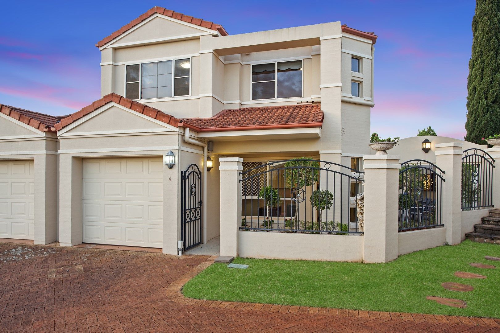 Unit 4/4 Mannuem Court, Rangeville QLD 4350, Image 0