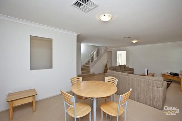 611 Currawong Circuit, CAMS WHARF NSW 2281, Image 2