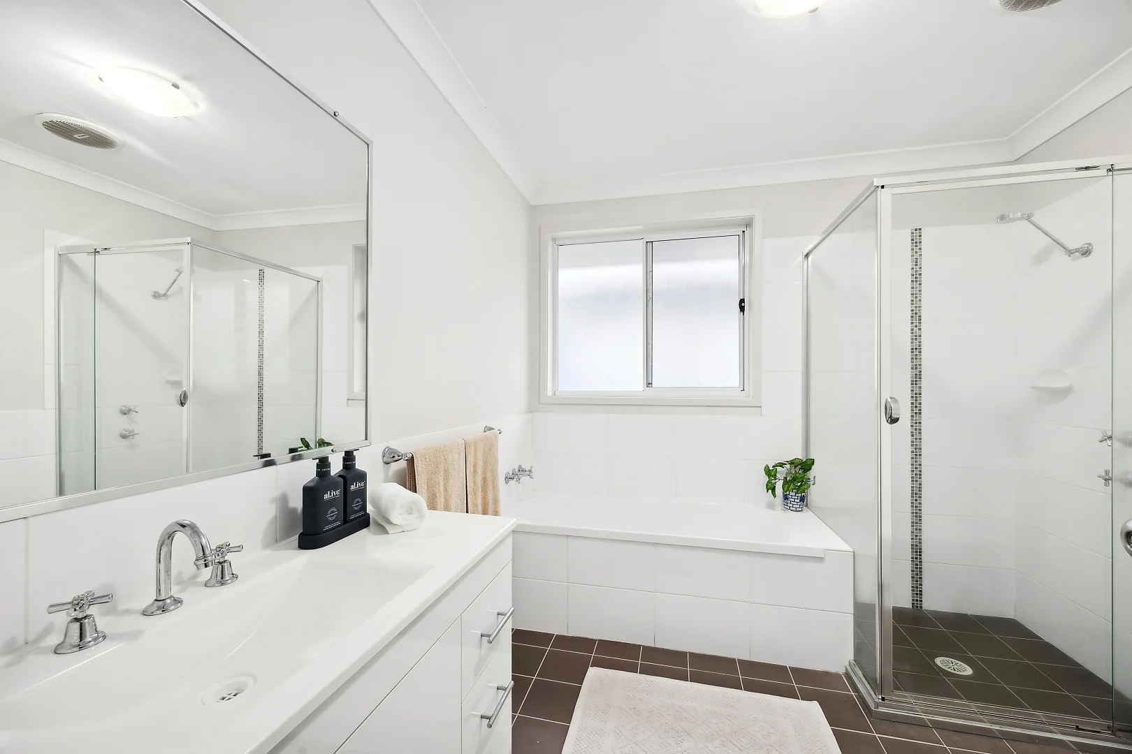 Additional image 6 of 30 Figtree Boulevard, Wadalba NSW 2259