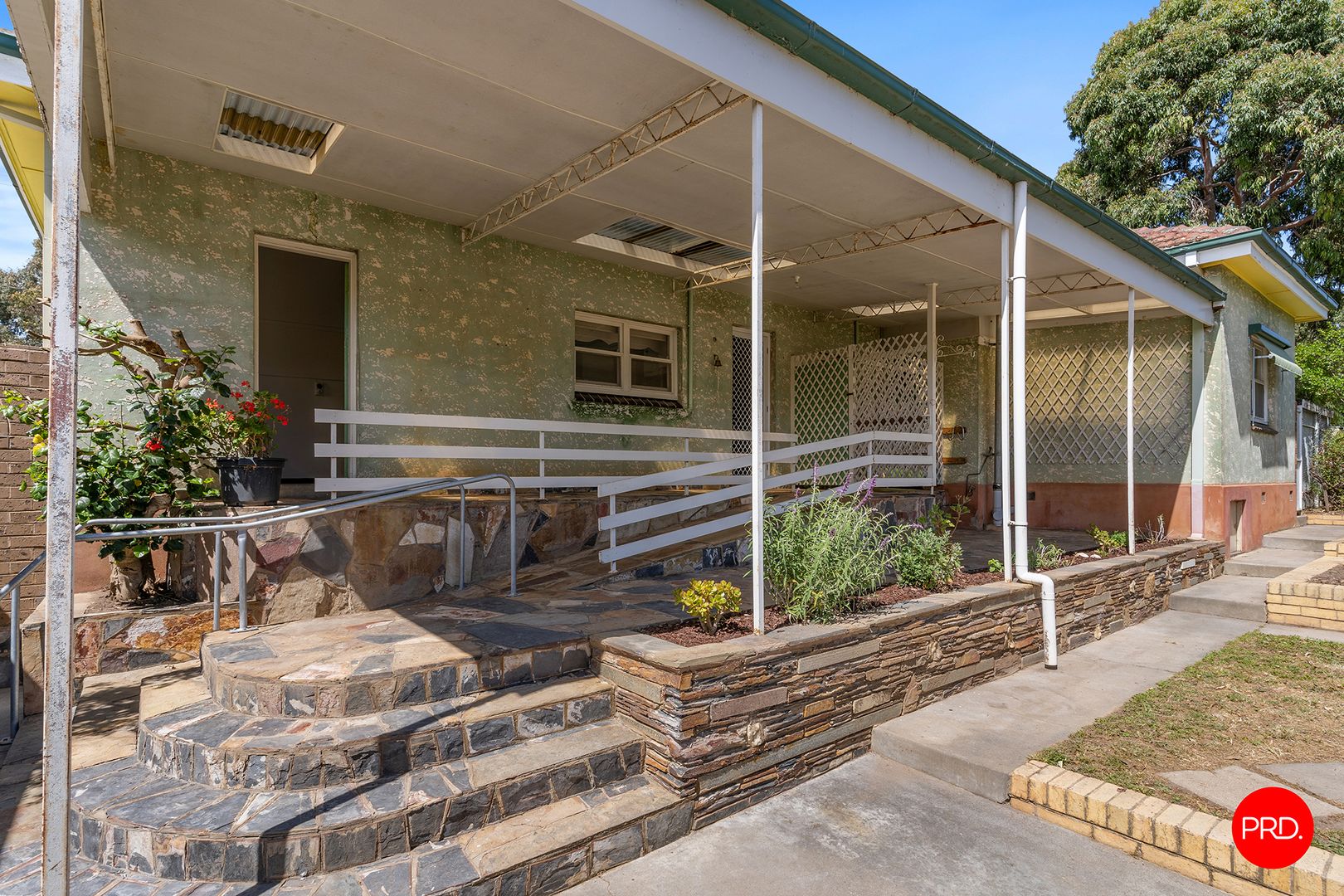 22 Pallett Street, Golden Square VIC 3555, Image 2