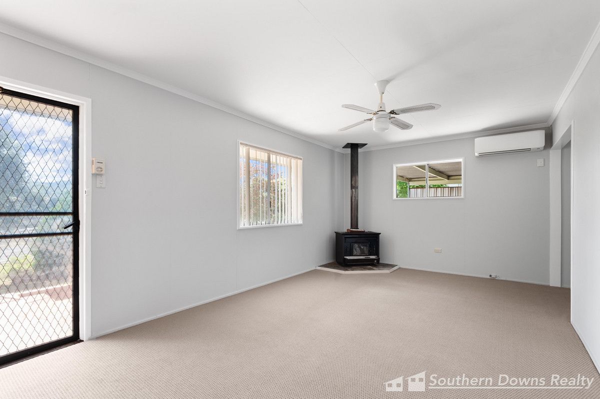 82-84 Acacia Street, Killarney QLD 4373, Image 2