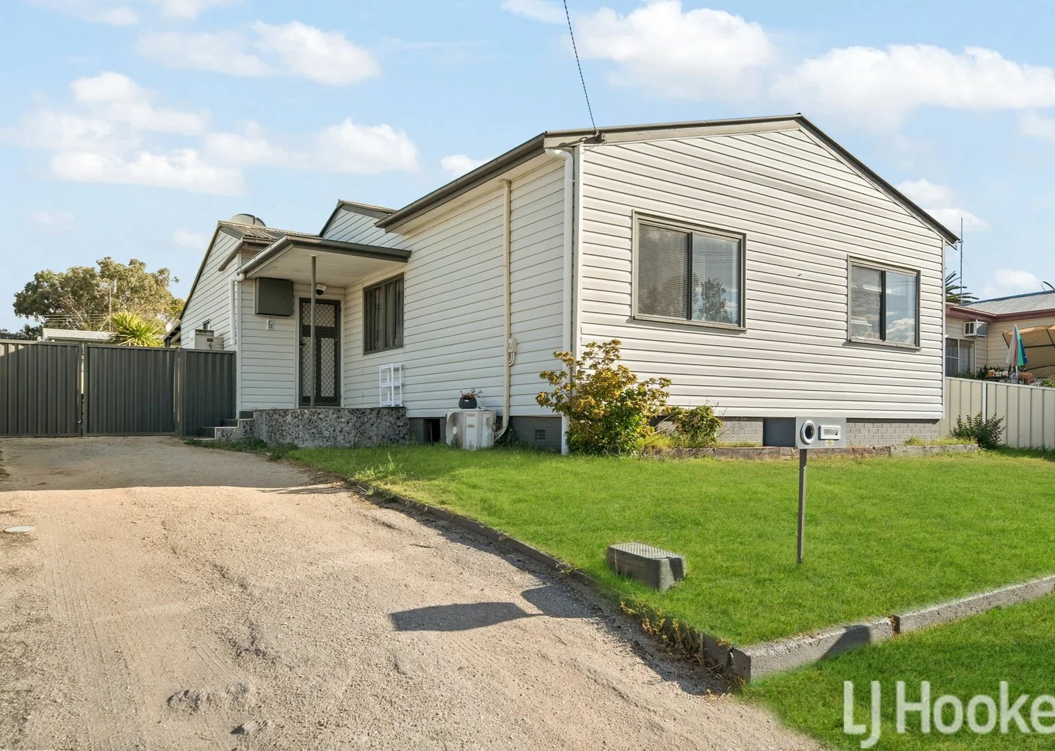 13 Monty Walk, West Bathurst NSW 2795