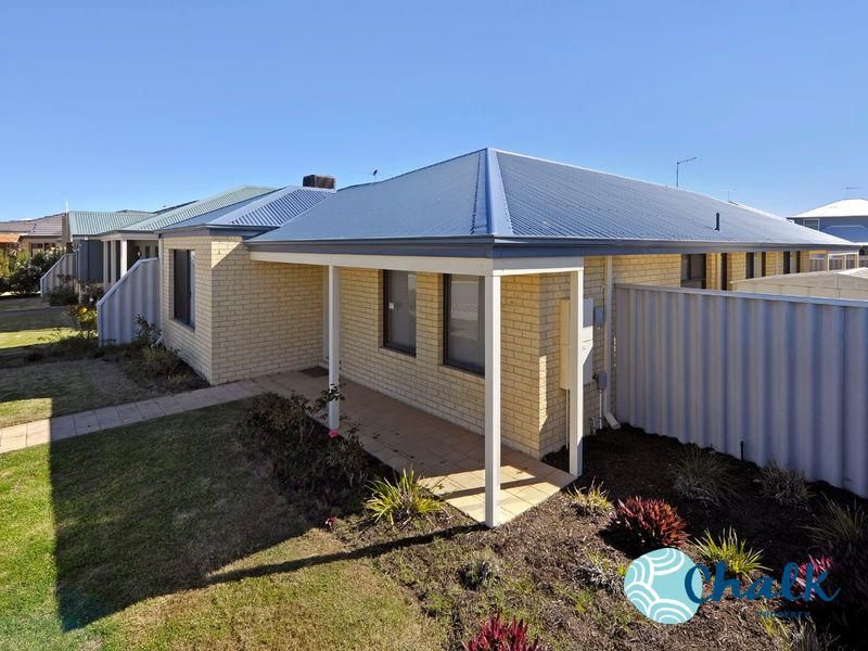 4 bedrooms House in 16 Amity Circuit SHOALWATER WA, 6169