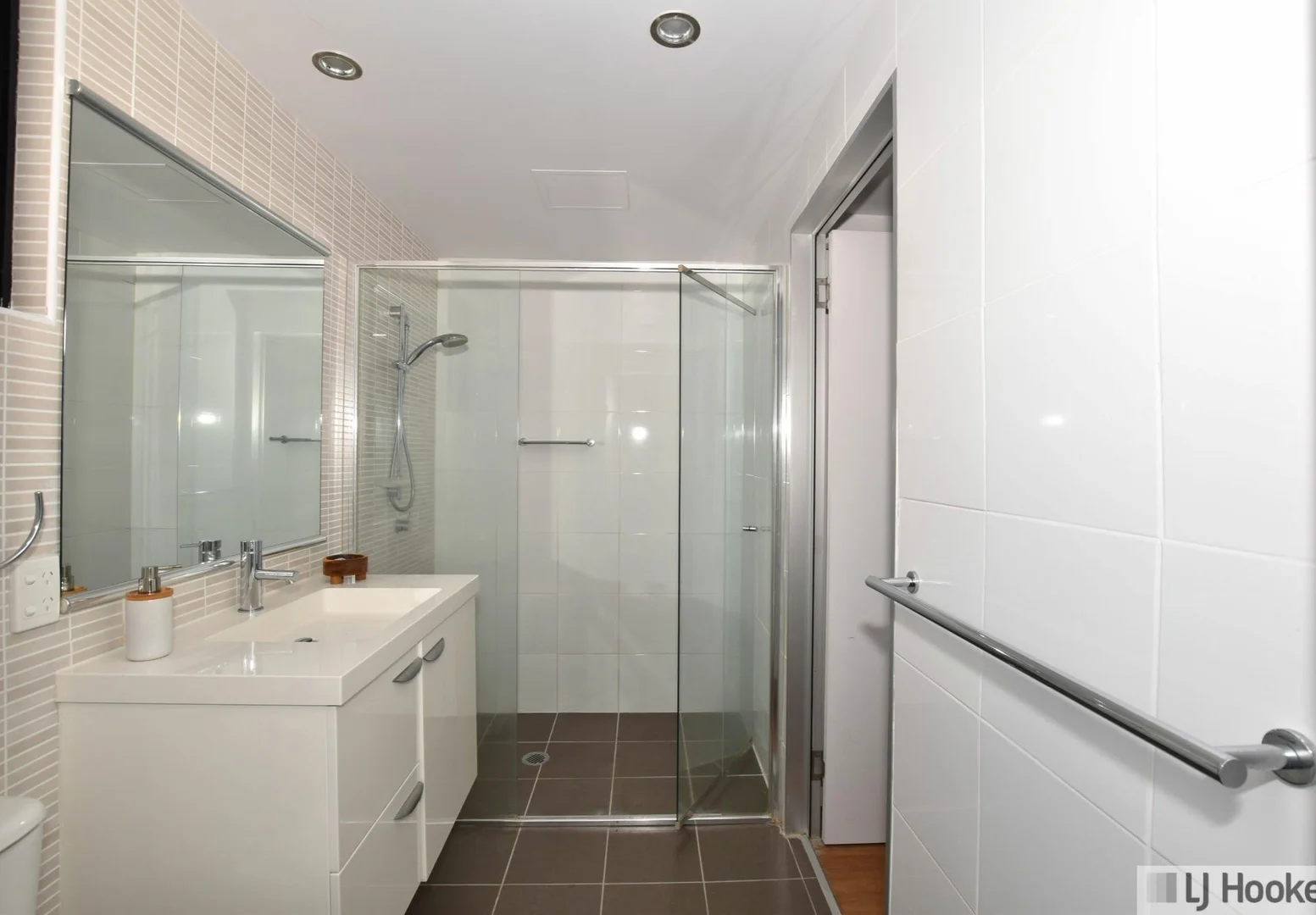 Additional image 9 of 3/10-14 Poinciana Boulevard, Cardwell QLD 4849