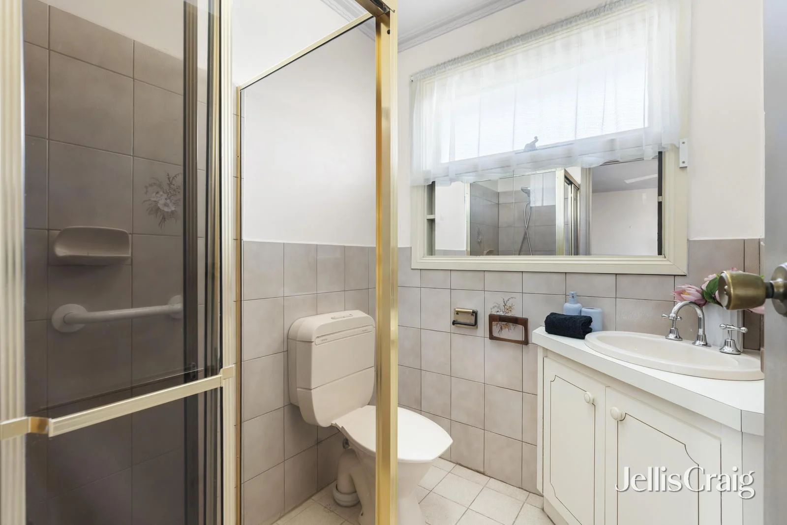 Additional image 9 of 9A Ian Grove, Mount Waverley VIC 3149