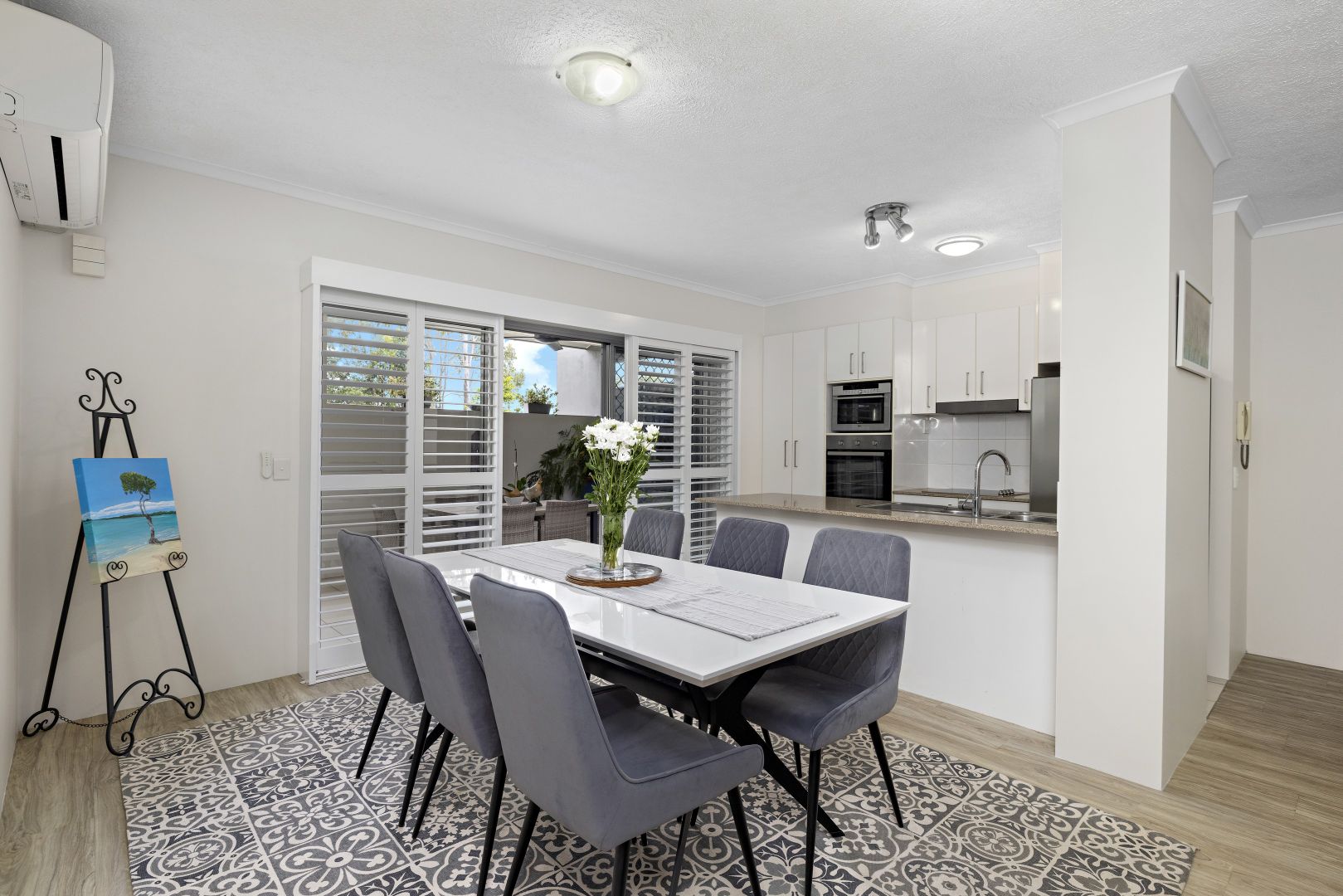 2/7-13 Shore Street East, Cleveland QLD 4163, Image 2