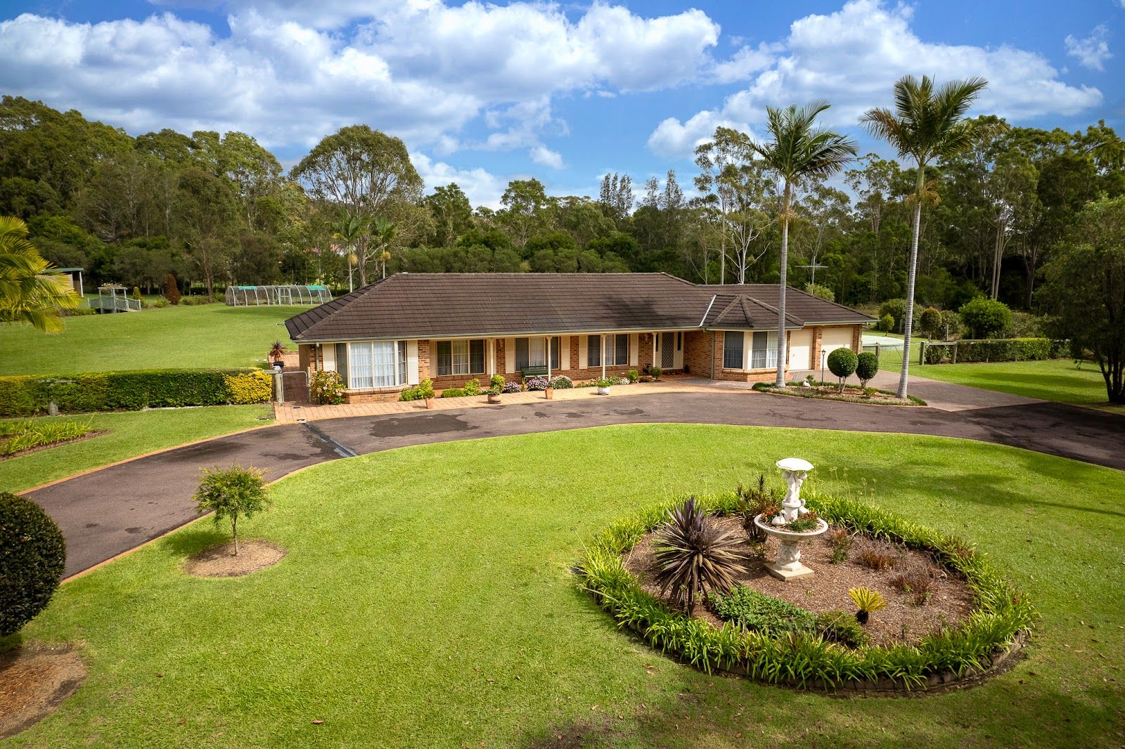 5 Brookfield Close, Jilliby NSW 2259 House for Sale 1,950,000