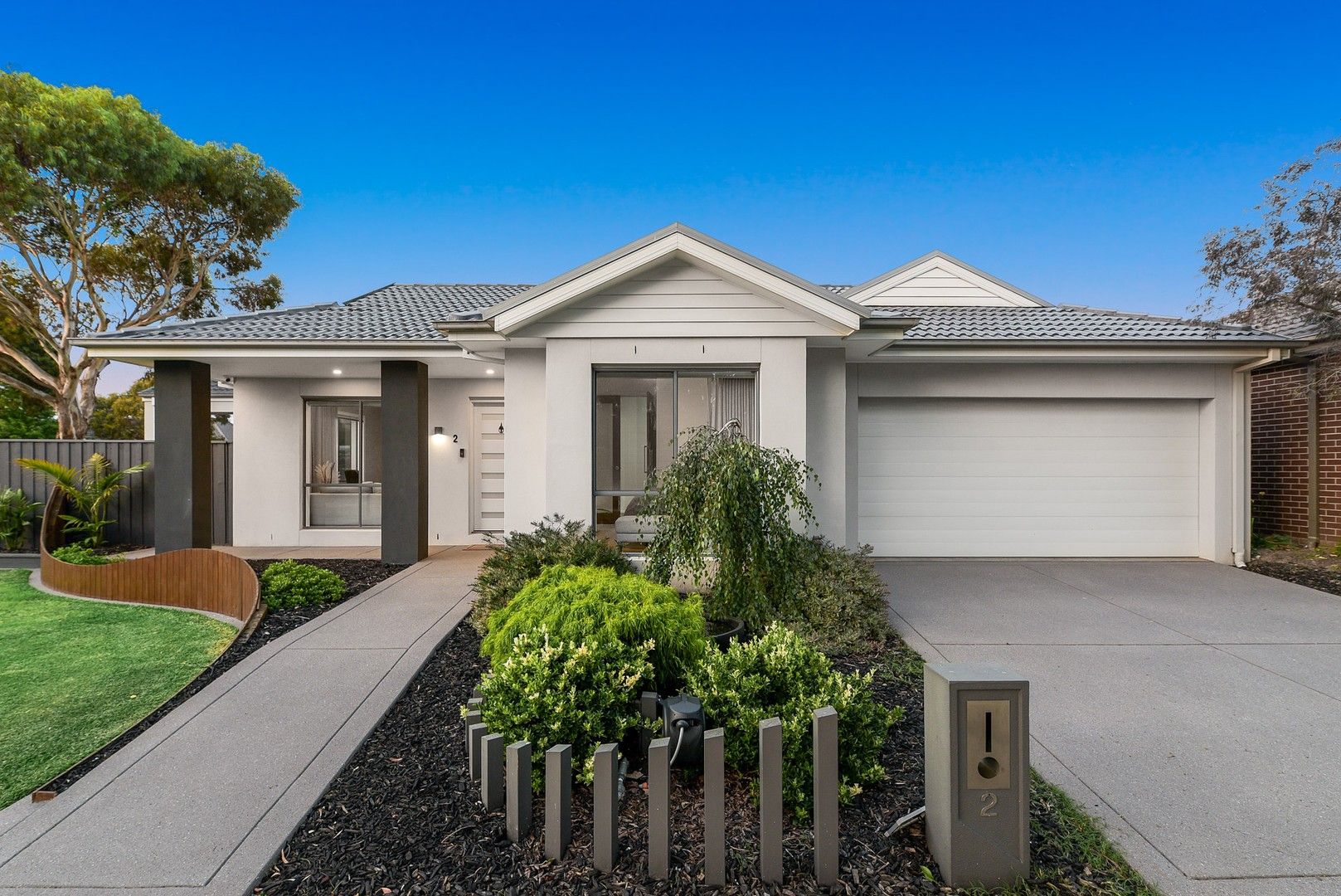 2 Angelique Street, Berwick VIC 3806, Image 0