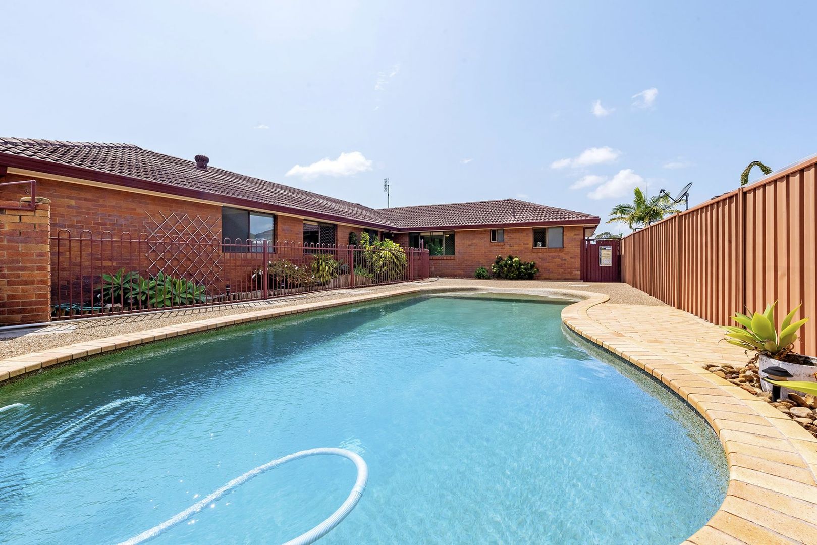 6 Tattler Court, Tweed Heads West NSW 2485, Image 2