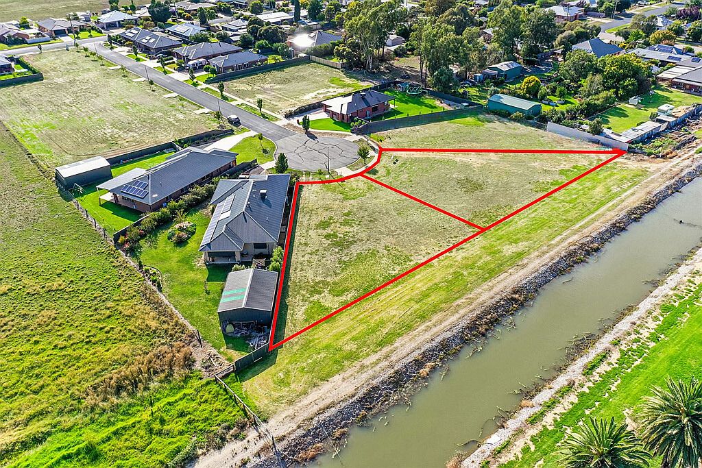 17 & 18 Orrland Court, Cohuna VIC 3568, Image 2