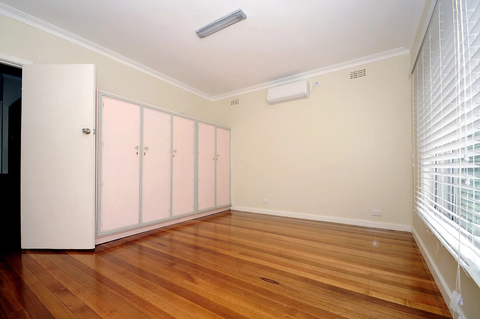 Additional image 3 of 16 Allen Street, Glen Waverley VIC 3150