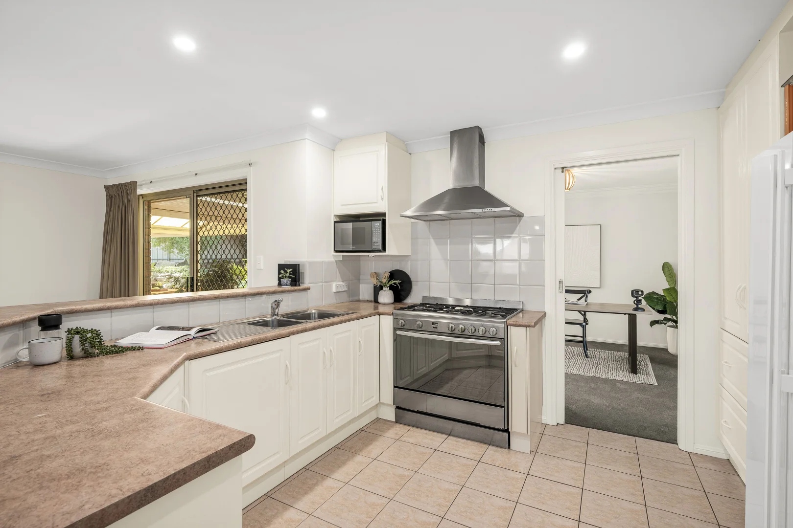 Additional image 5 of 2 The Crescent, Seaford Rise SA 5169