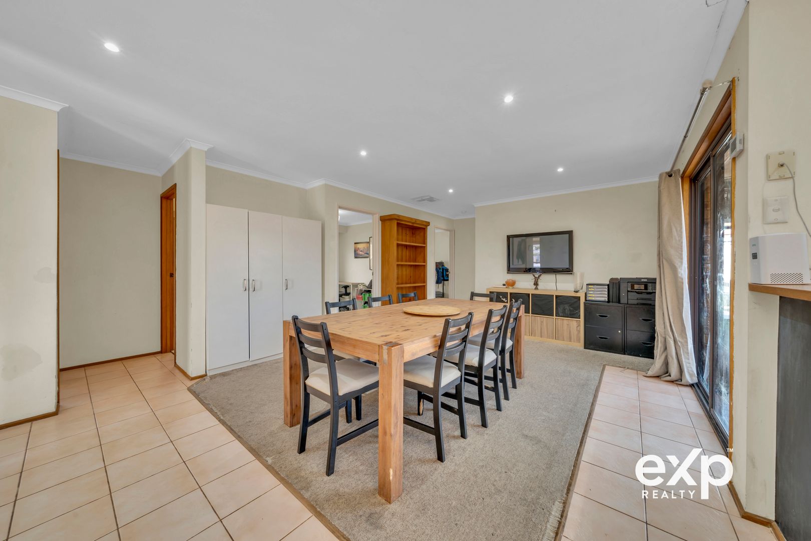 57 Beadell Street, Burton SA 5110, Image 2