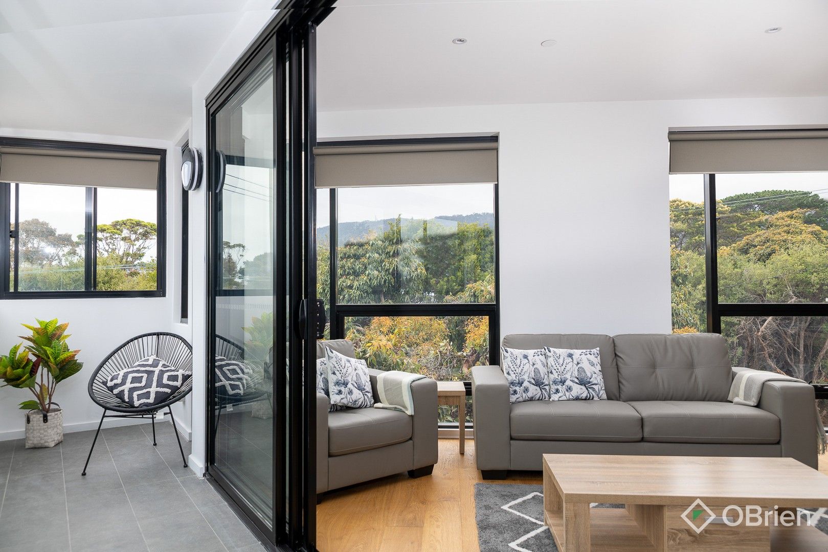 3 bedrooms Apartment / Unit / Flat in 104/2 Wattle Place MCCRAE VIC, 3938