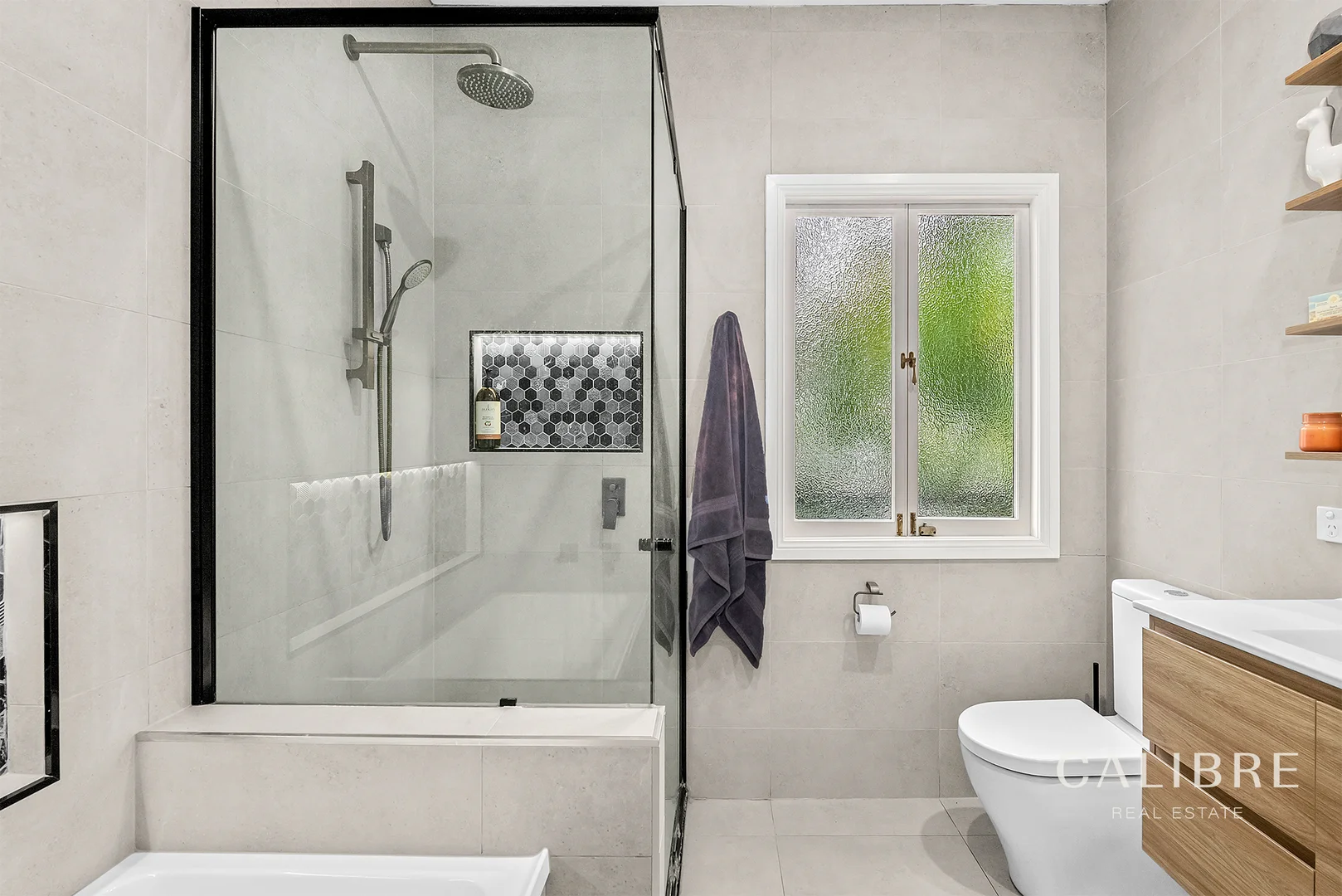 Additional image 14 of 107 Cecil Road, Bardon QLD 4065