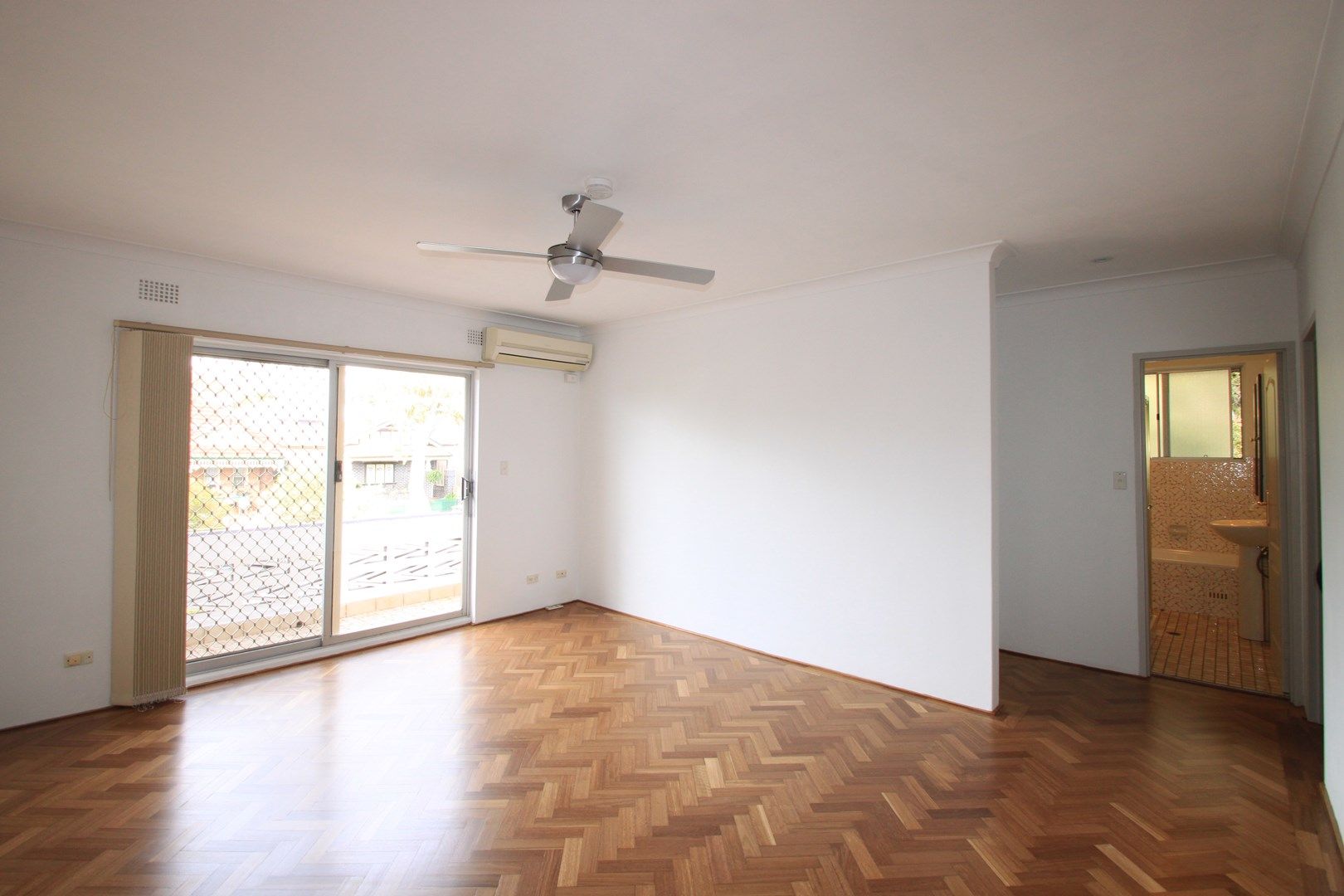 2 bedrooms Apartment / Unit / Flat in 6/23-25 Henson Street MARRICKVILLE NSW, 2204