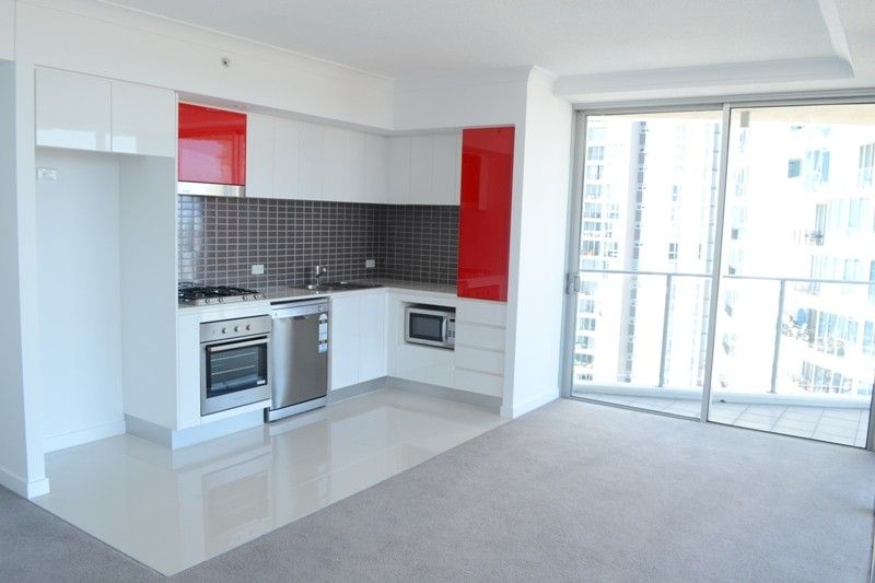 2 bedrooms Apartment / Unit / Flat in Lawson St SOUTHPORT QLD, 4215