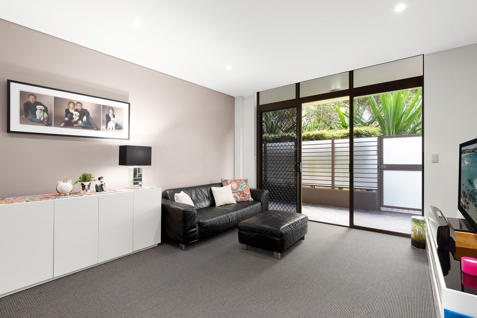 1 bedrooms Apartment / Unit / Flat in 402/2C Munderah Street WAHROONGA NSW, 2076