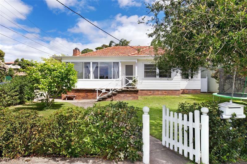 2 Selby Avenue, Dee Why NSW 2099, Image 0