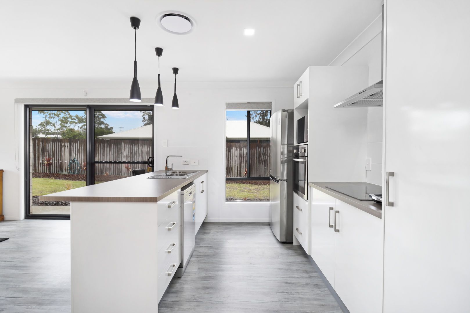 19 Kingfisher Drive, River Heads QLD 4655 Domain