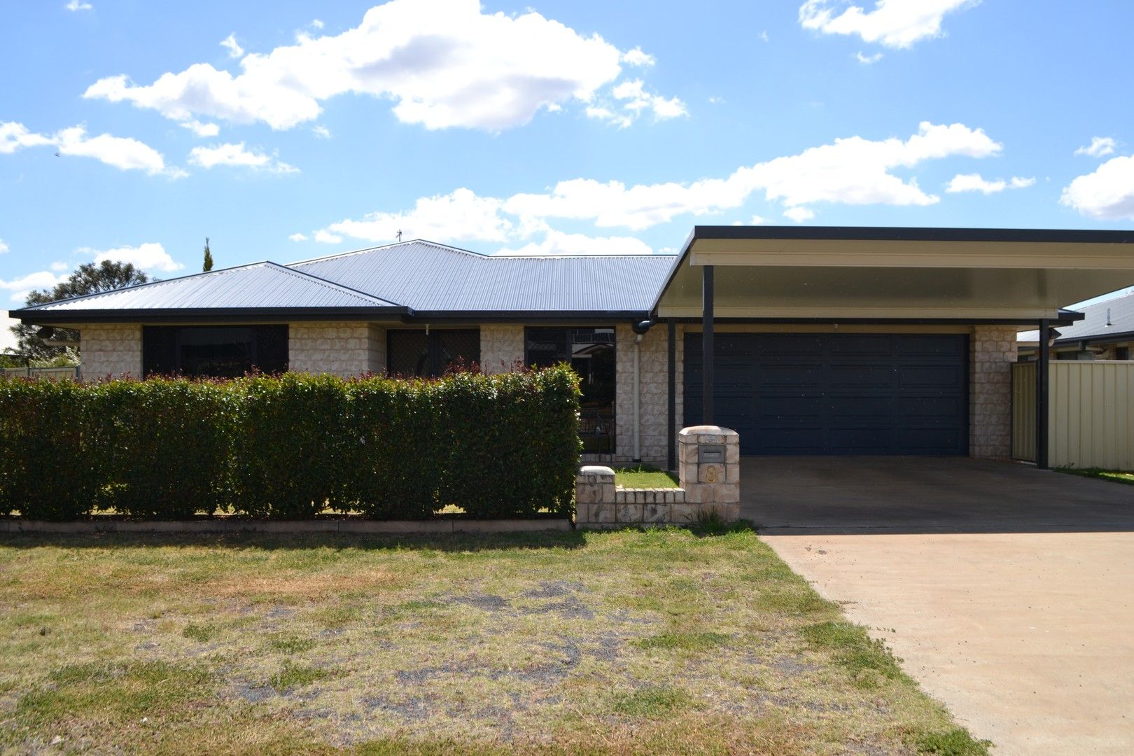 8 Debbie Crt, Oakey QLD 4401, Image 0