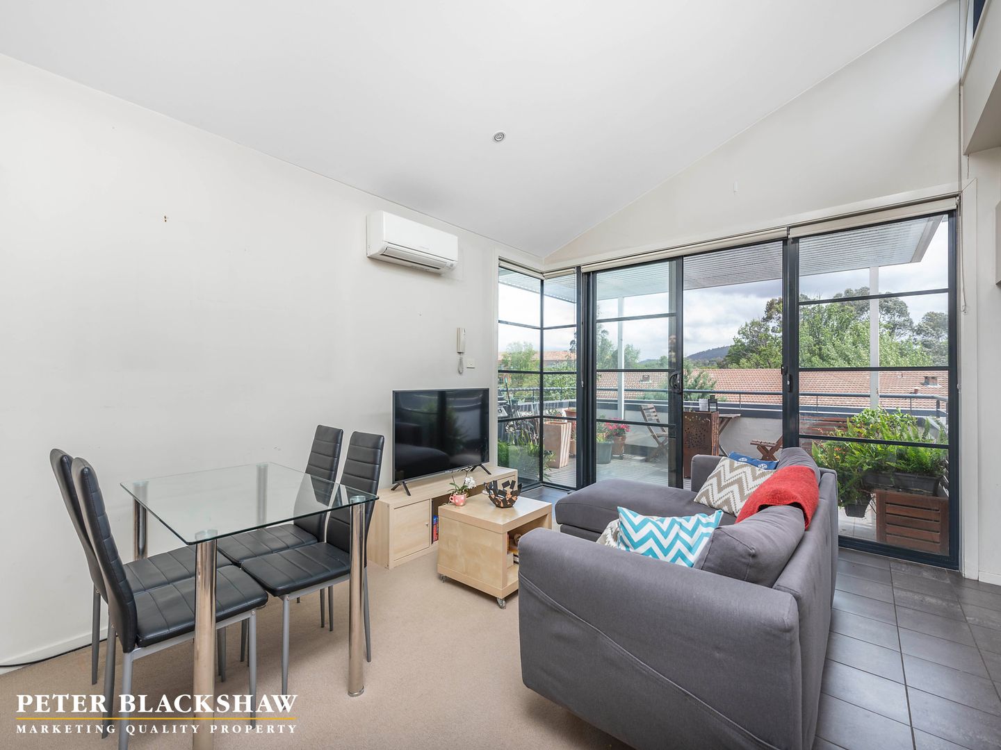 17/3 Burke Crescent, Griffith ACT 2603, Image 1