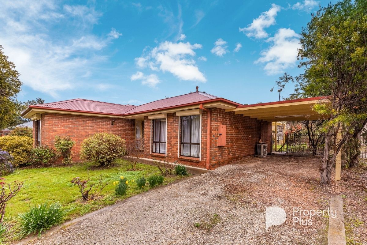 3 bedrooms House in 139 Olympic Parade KANGAROO FLAT VIC, 3555