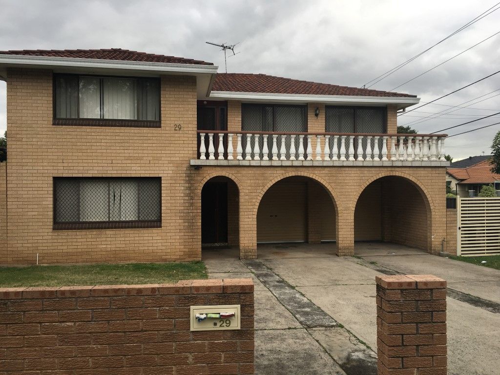 29 Hardy Street, Fairfield NSW 2165