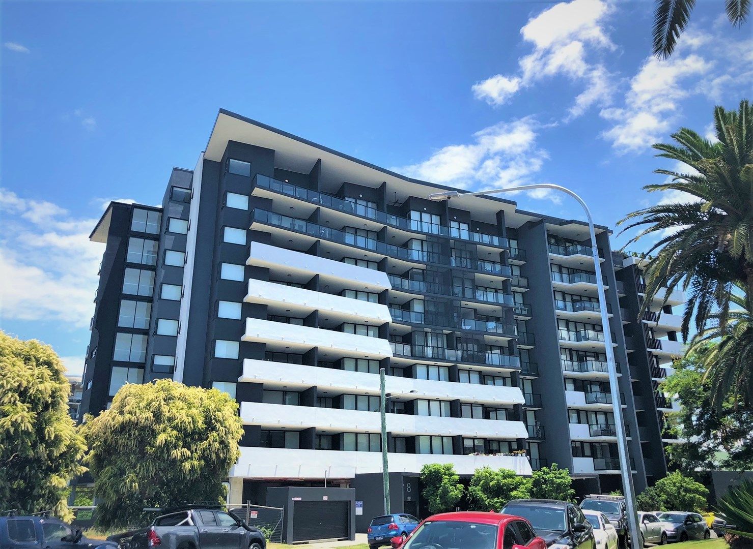 2 bedrooms Apartment / Unit / Flat in 703/8 Hunt Street HAMILTON QLD, 4007