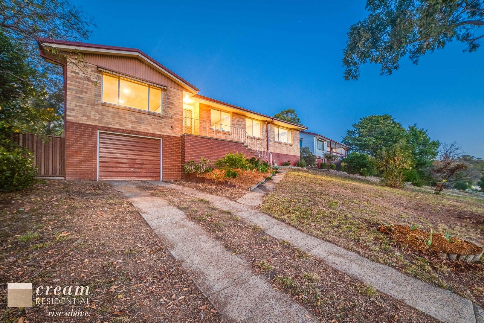 27 Spafford Crescent, Farrer ACT 2607