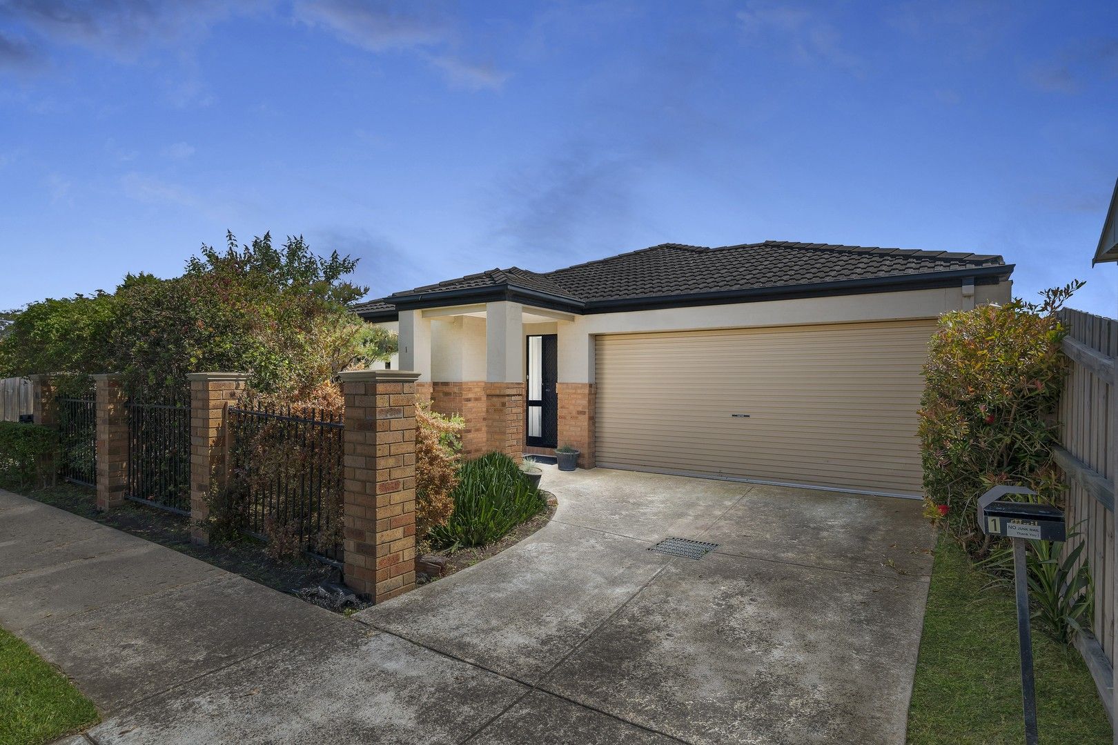 1/111 East Road, Seaford VIC 3198, Image 0