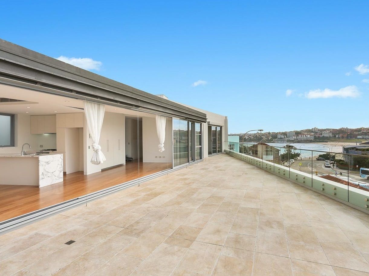 2 bedrooms Apartment / Unit / Flat in 5/39-53 Campbell Parade NORTH BONDI NSW, 2026