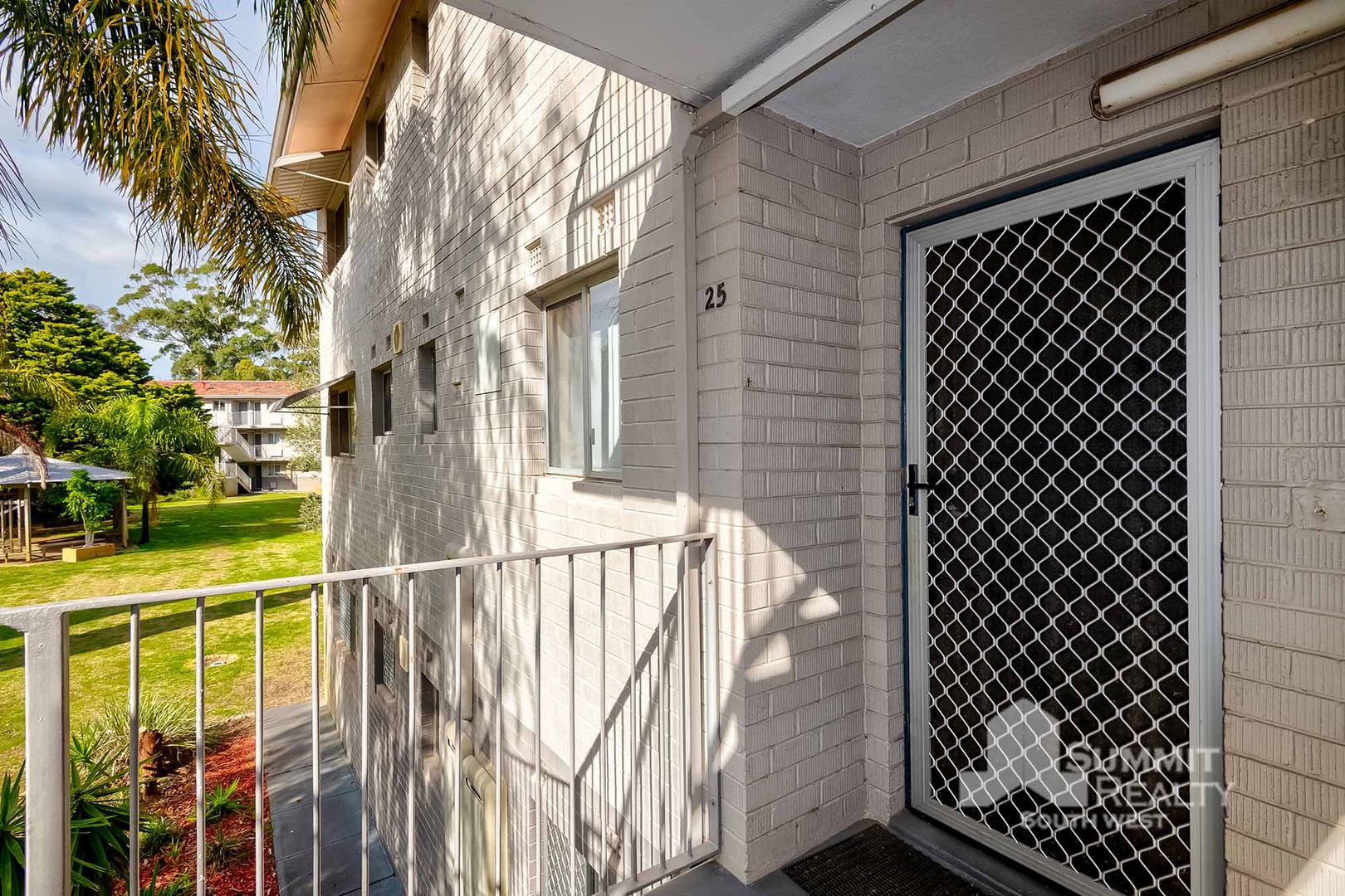 25/1 Stallard Place, Withers WA 6230, Image 2