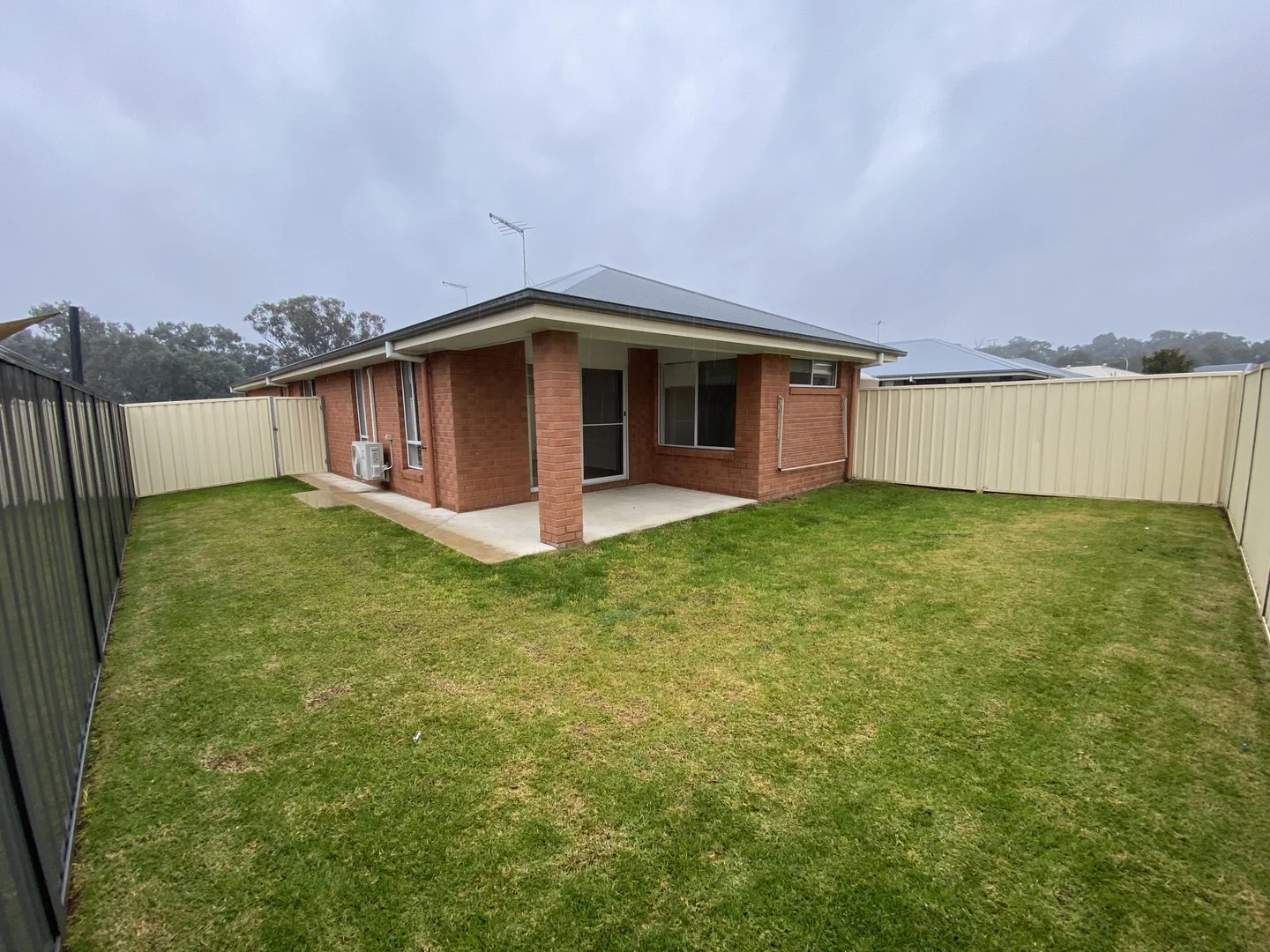59b Royce Crescent, Lavington NSW 2641