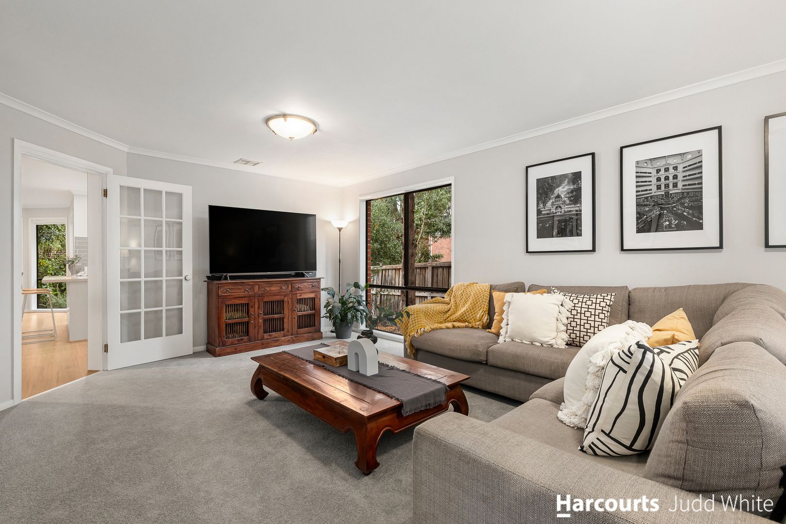 96 Callaghan Avenue, Glen Waverley VIC 3150, Image 2