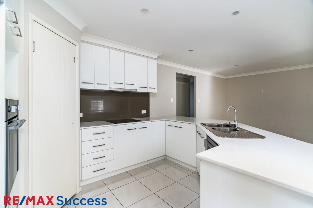 Additional image 3 of 20 Neiwand Street, Kearneys Spring QLD 4350