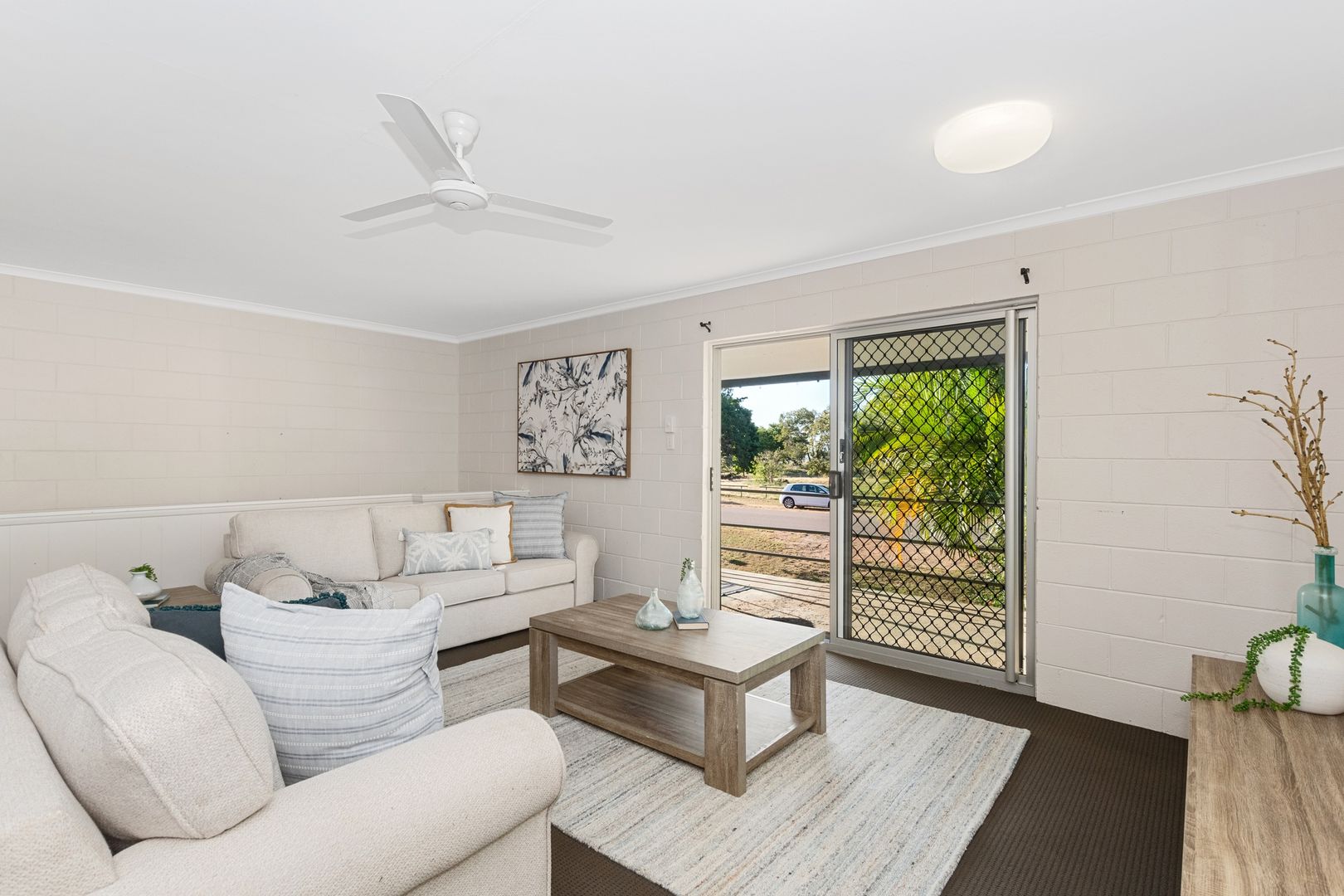 25 The Esplanade, Toolakea QLD 4818, Image 2