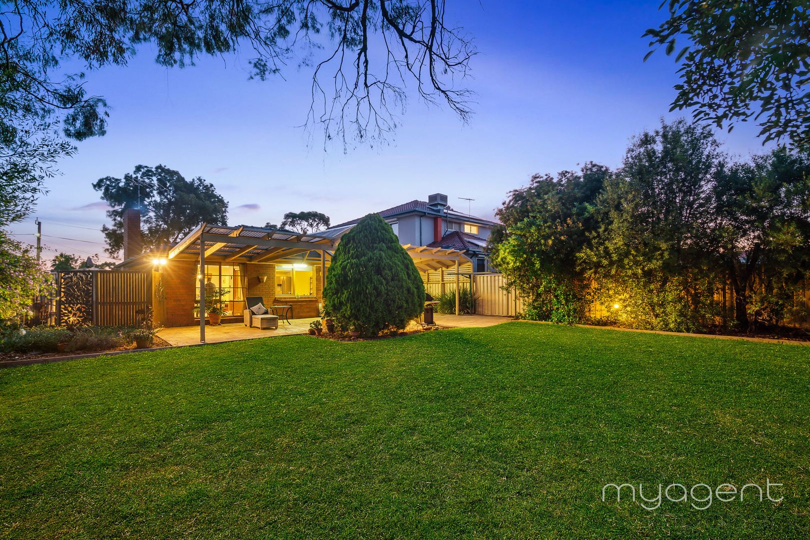 57 Greenvale Drive, Greenvale VIC 3059, Image 2