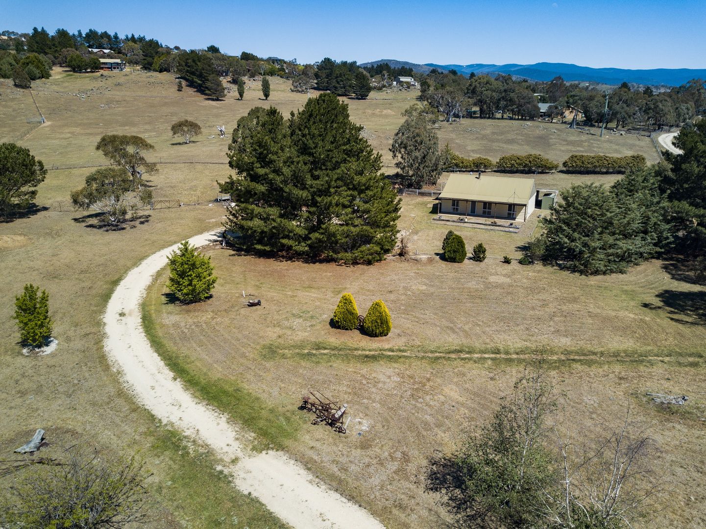 64 Pine Grove, Jindabyne NSW 2627, Image 1