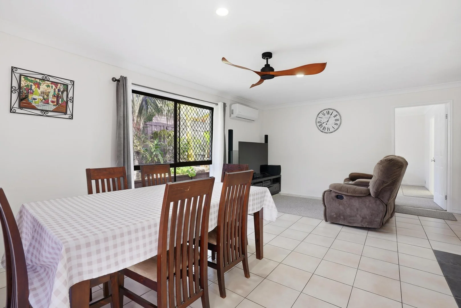 Additional image 6 of 28 Tussock Crescent, Elanora QLD 4221