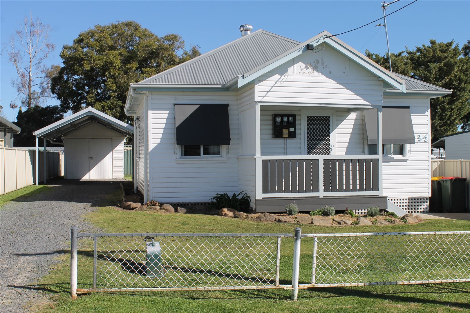 3 bedrooms House in 32 Jack Street INVERELL NSW, 2360