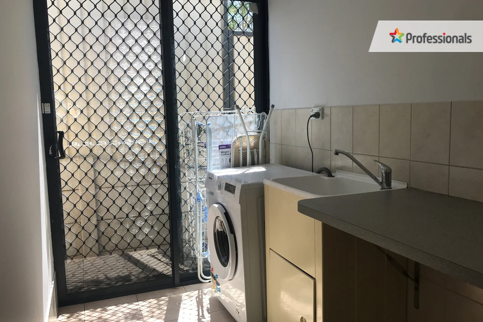 Additional image 6 of Rm/s14A McKay Street, Bentley WA 6102