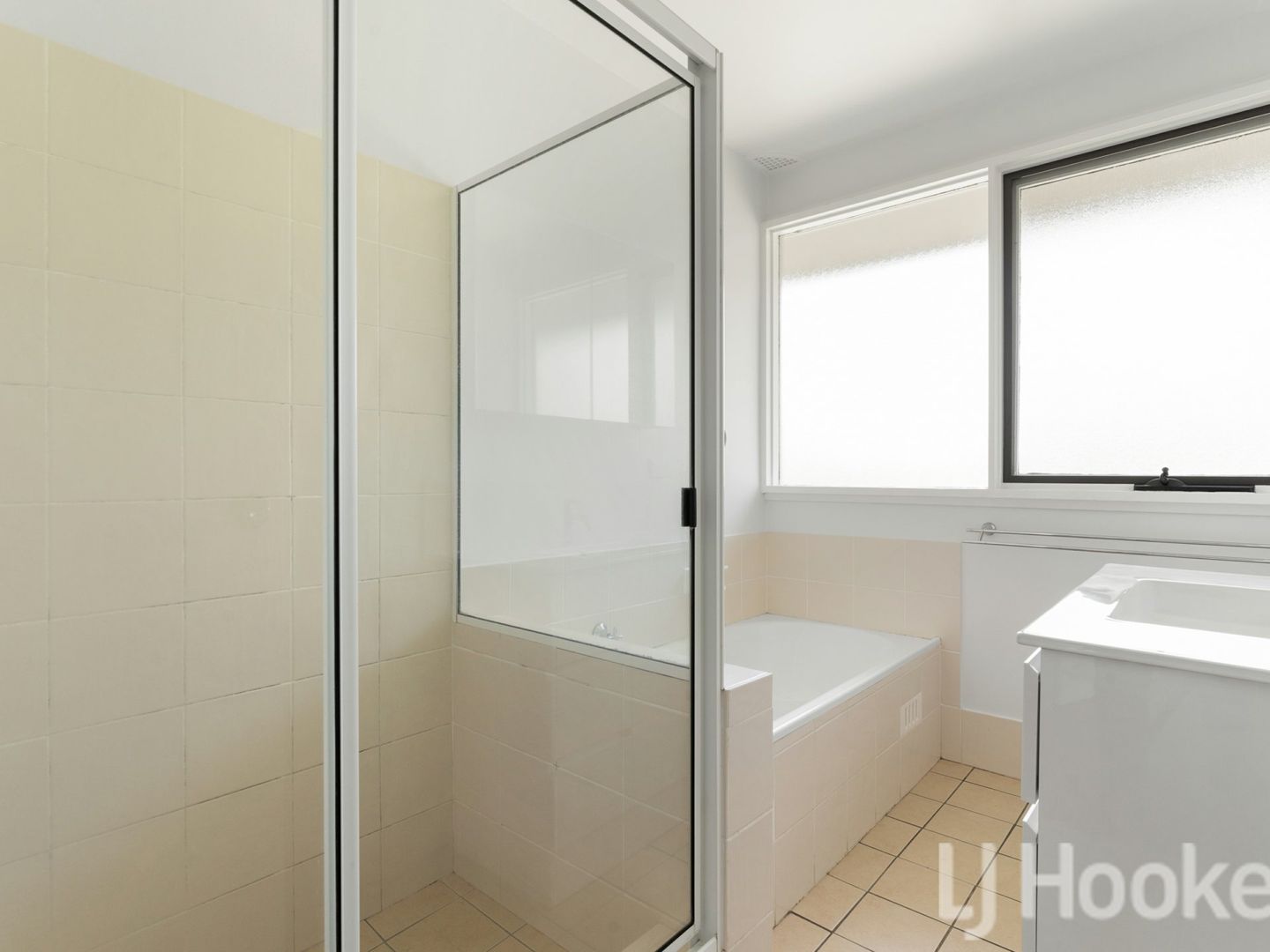 9 Whiteman Place, Windradyne NSW 2795 House For Rent Domain