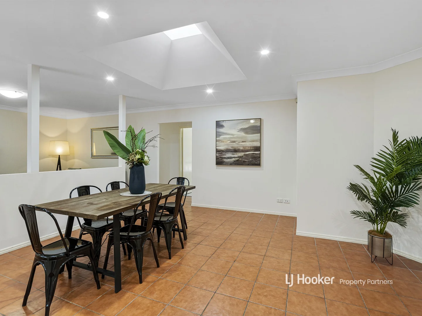 Additional image 11 of 8 Forbes Place, Eight Mile Plains QLD 4113