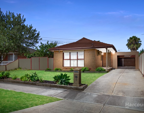 9 Innis Court, Deer Park VIC 3023