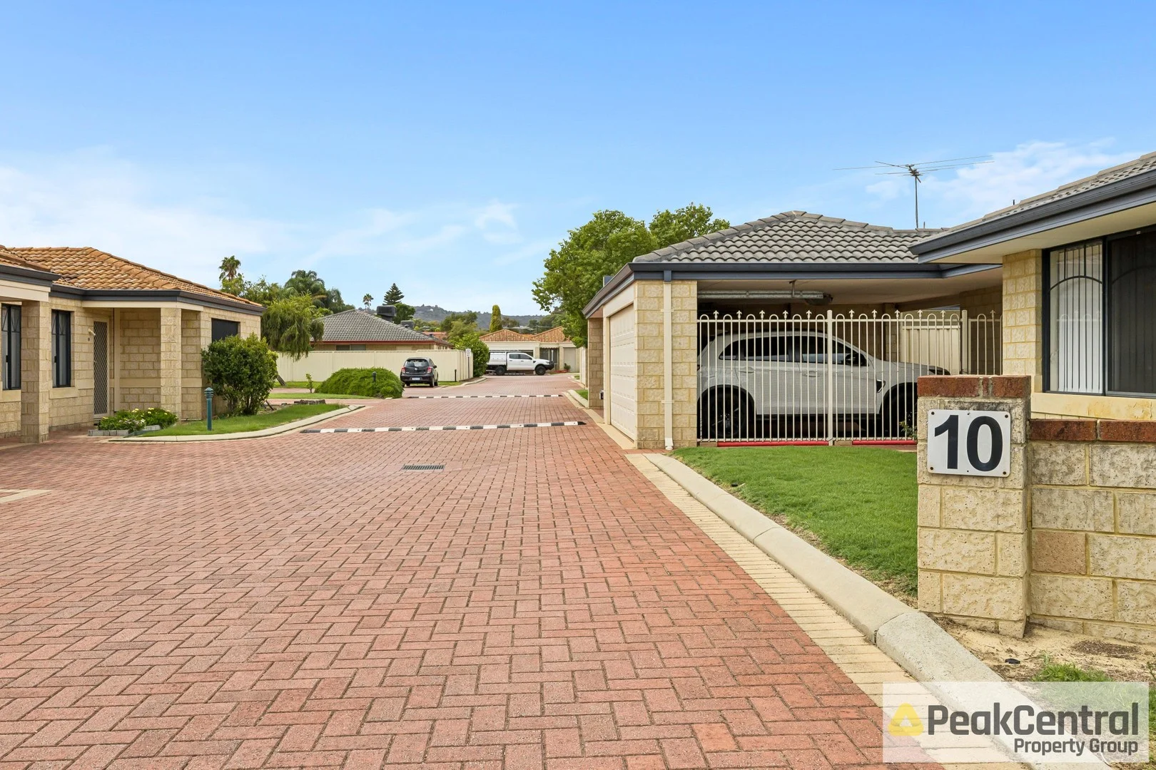 Primary image of 10/10 Peach Tree Way, Forrestfield WA 6058