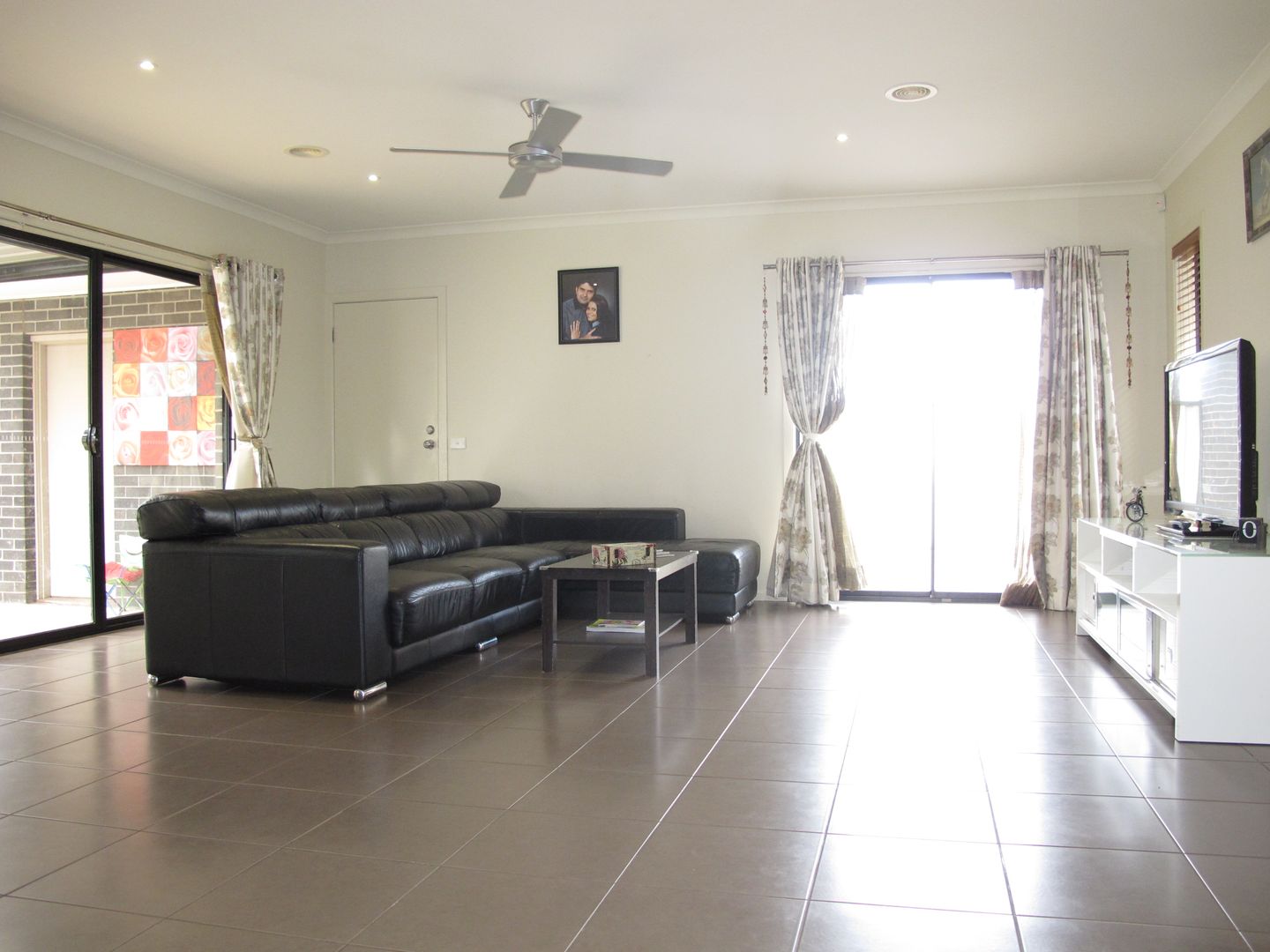 45c The Avenue, Caroline Springs VIC 3023, Image 2