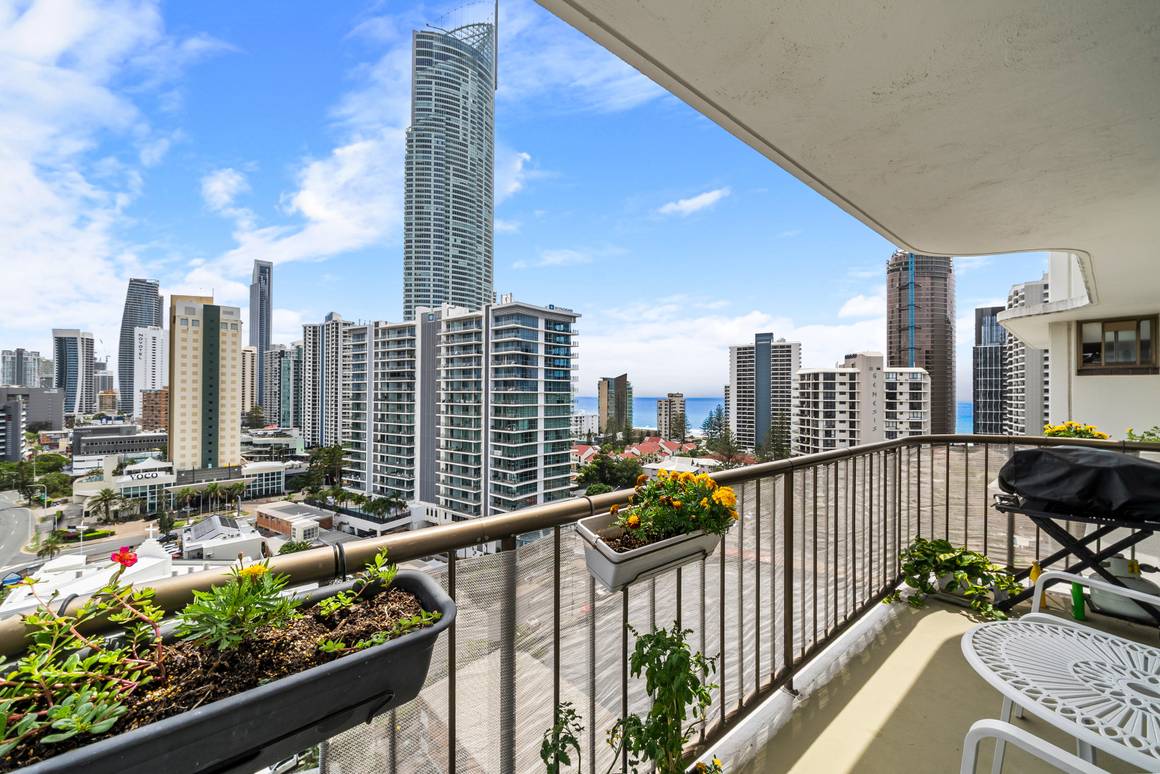58/43 Enderley Avenue, SURFERS PARADISE QLD 4217 - Image 4